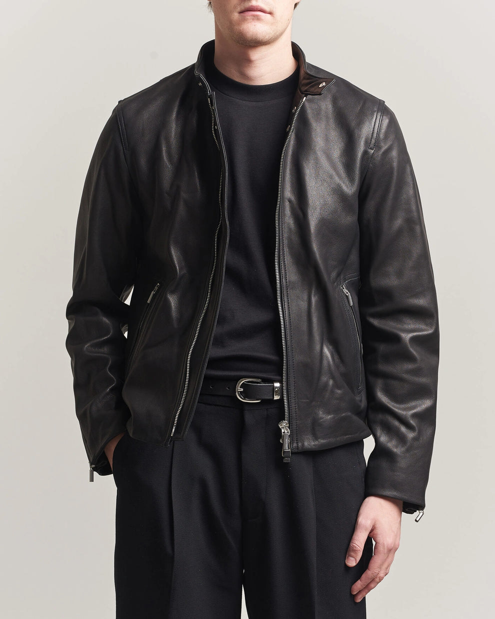 OBSIDIAN JACKE